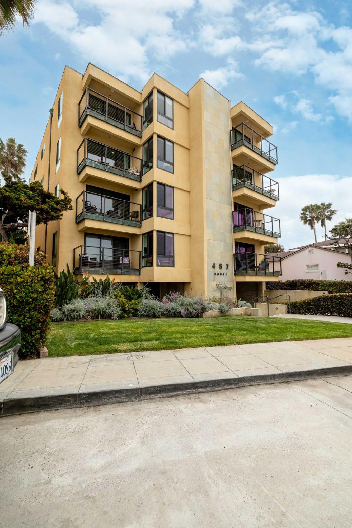 Apartment La Jolla Seaside Dream W Private Patio & Jacuzzi San Diego