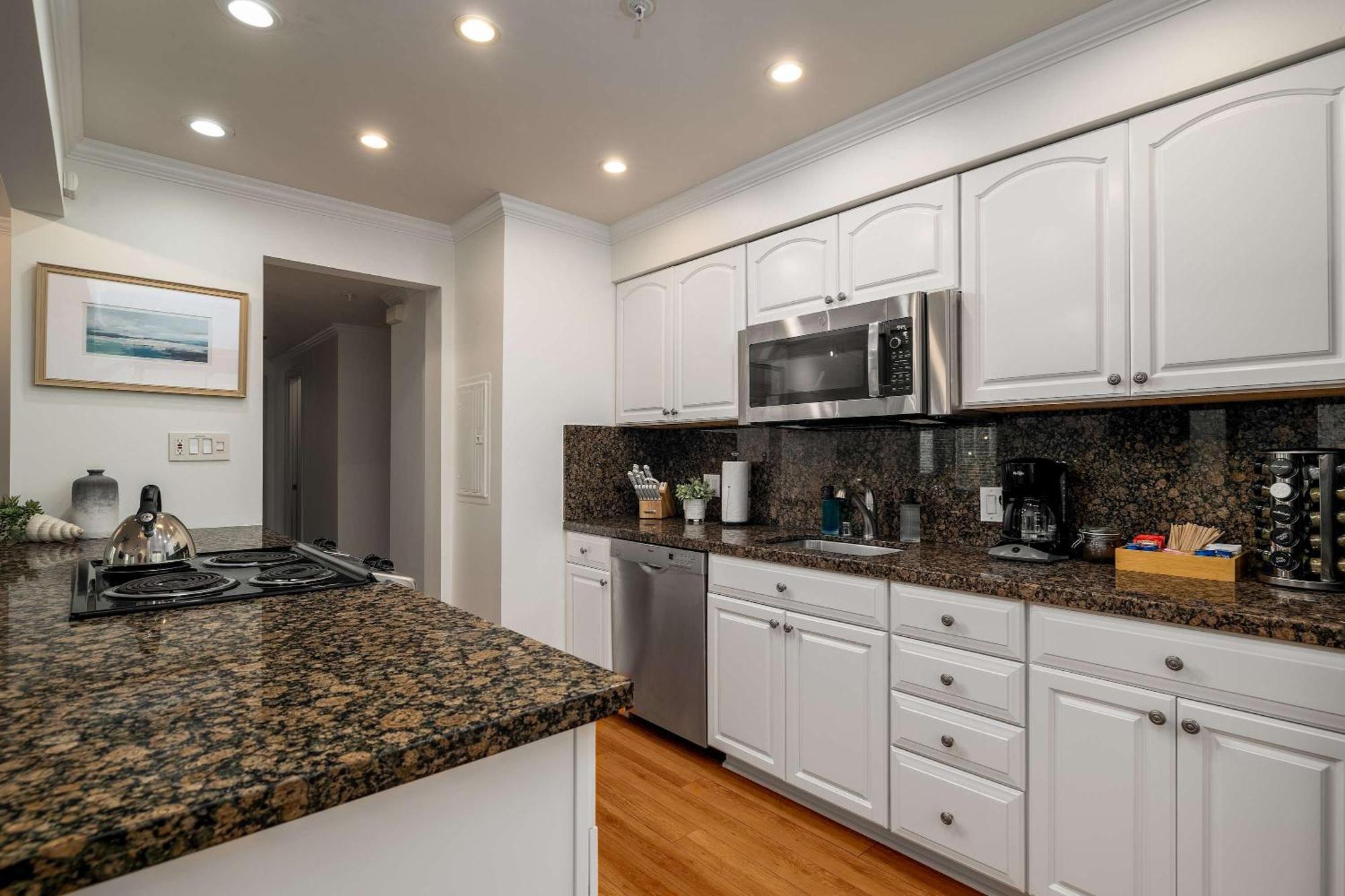 La Jolla Seaside Dream W Private Patio & Jacuzzi Apartment San Diego